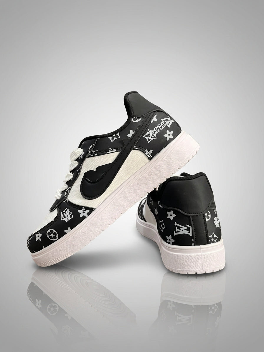 Aero Flat Sneakers