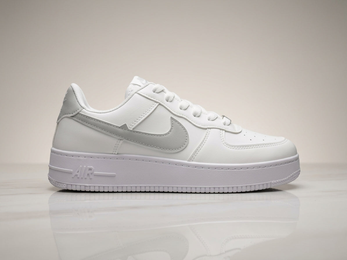 AERO NIKE FLAT SNEAKERS